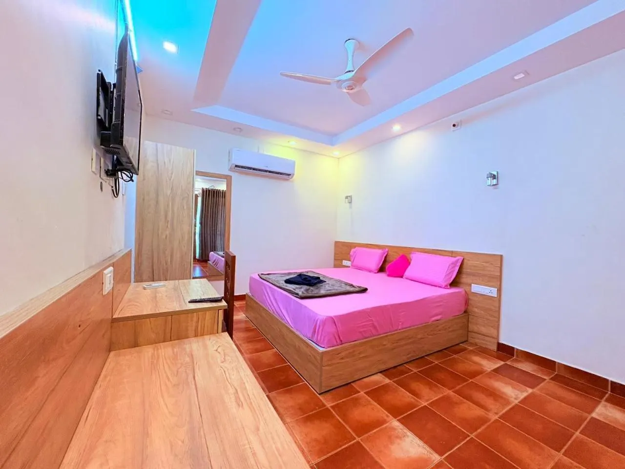 Athirappilly Heritage Villa -3 Bhk - River Side