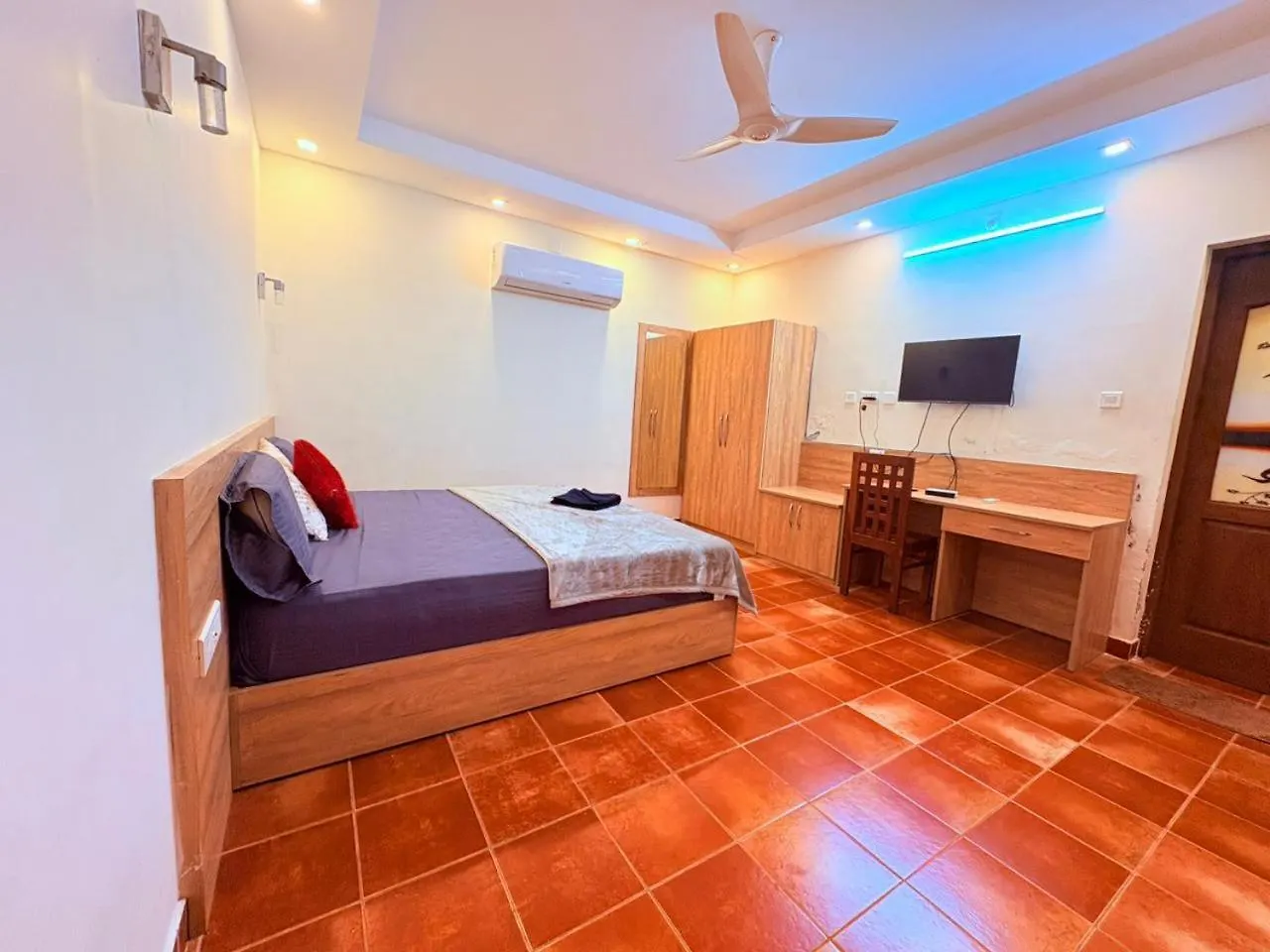 Athirappilly Heritage Villa -3 Bhk - River Side