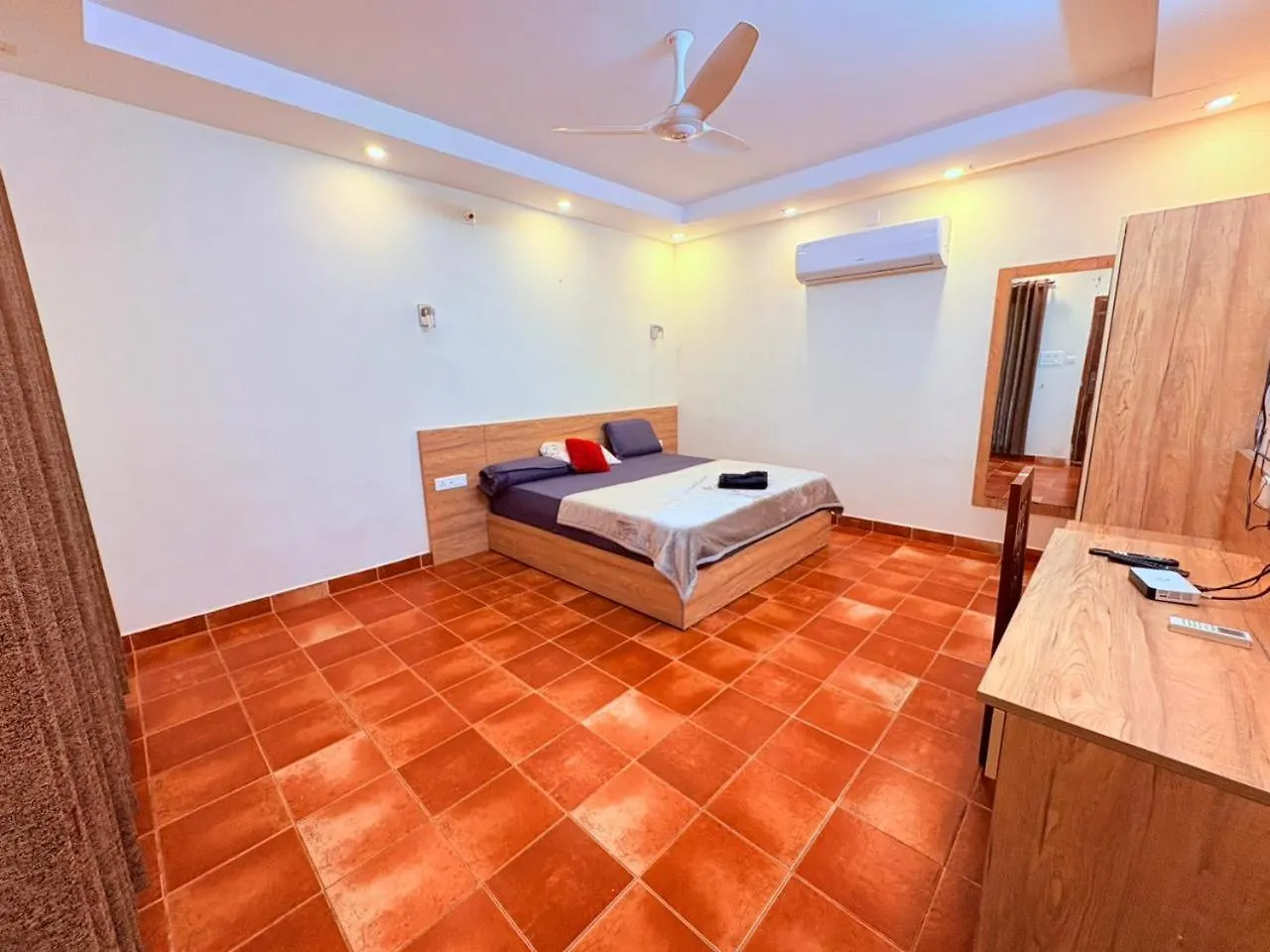 Athirappilly Heritage Villa -3 Bhk - River Side 0*,