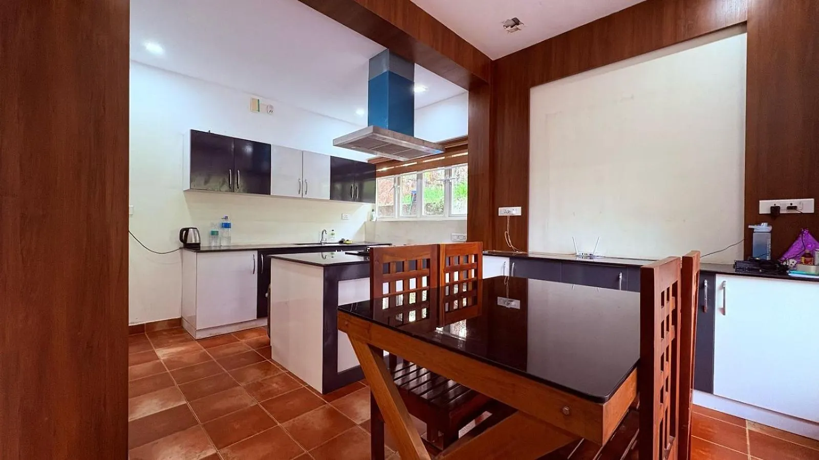 Athirappilly Heritage Villa -3 Bhk - River Side 0*,  India